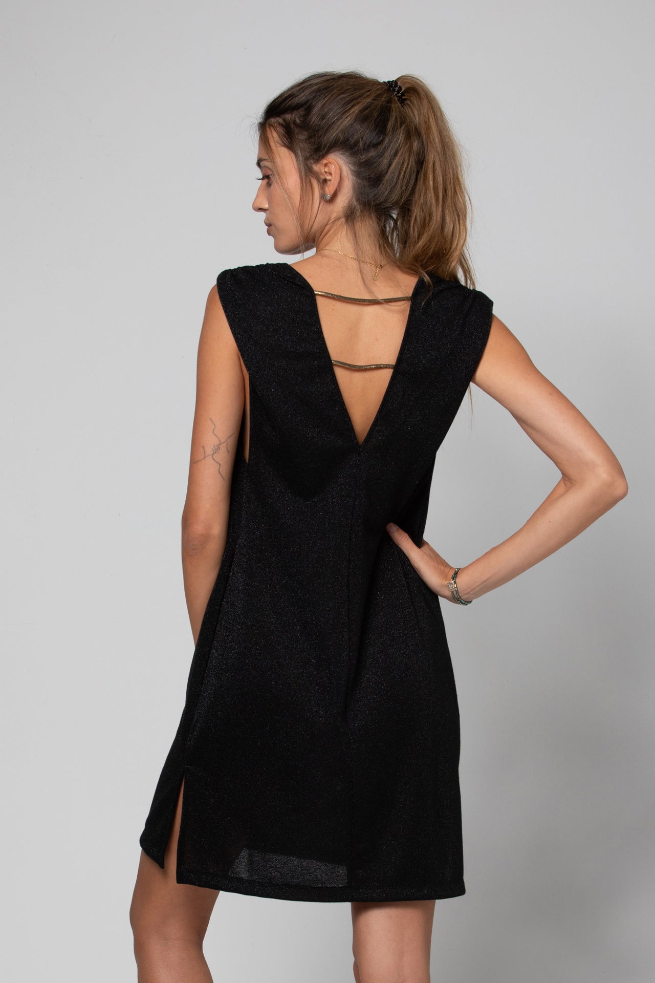 ROBE COURTE DÉCOLLETÉ EN V NOA LUREX BLACK