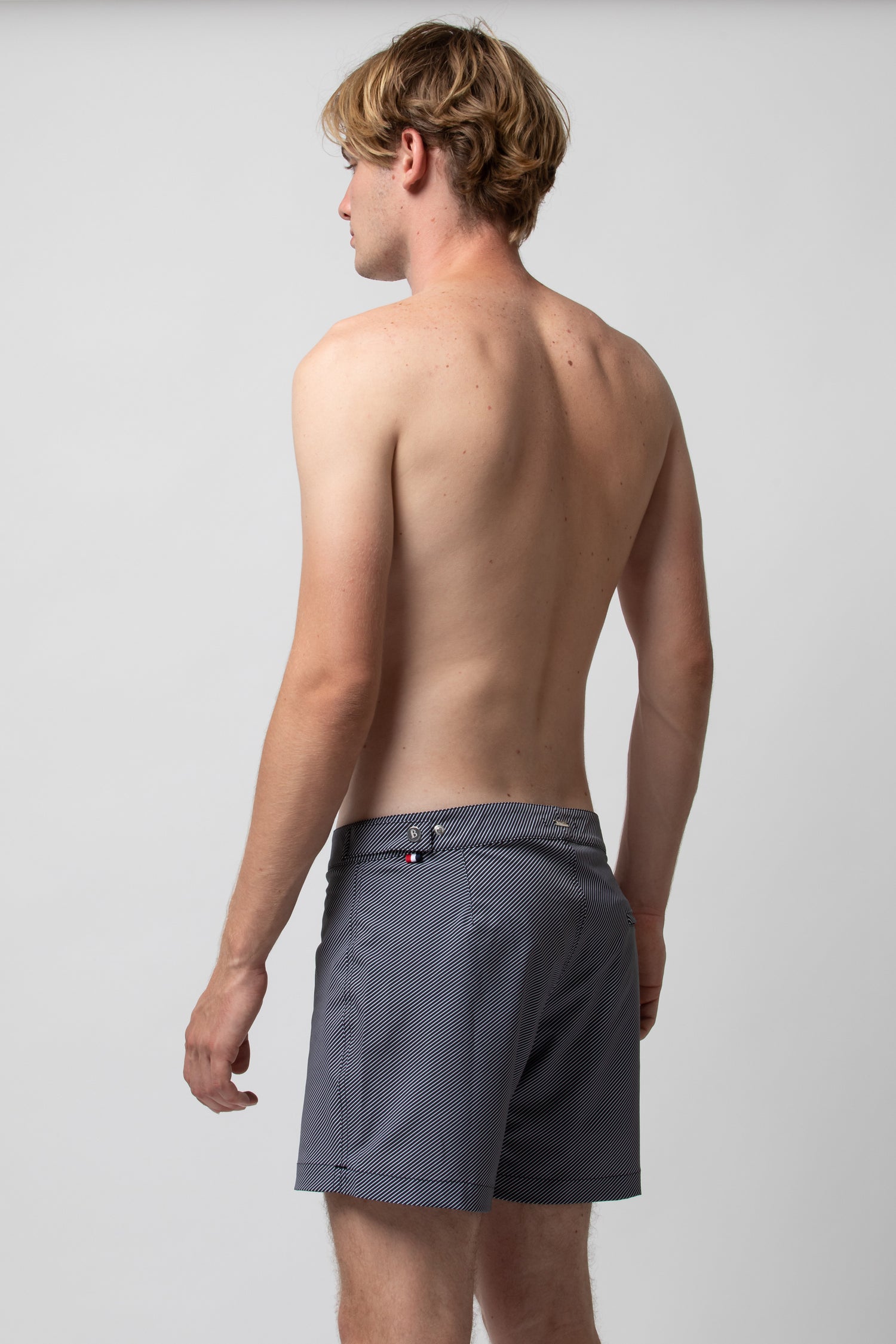 SHORT JAMES WAVYSTRIPES