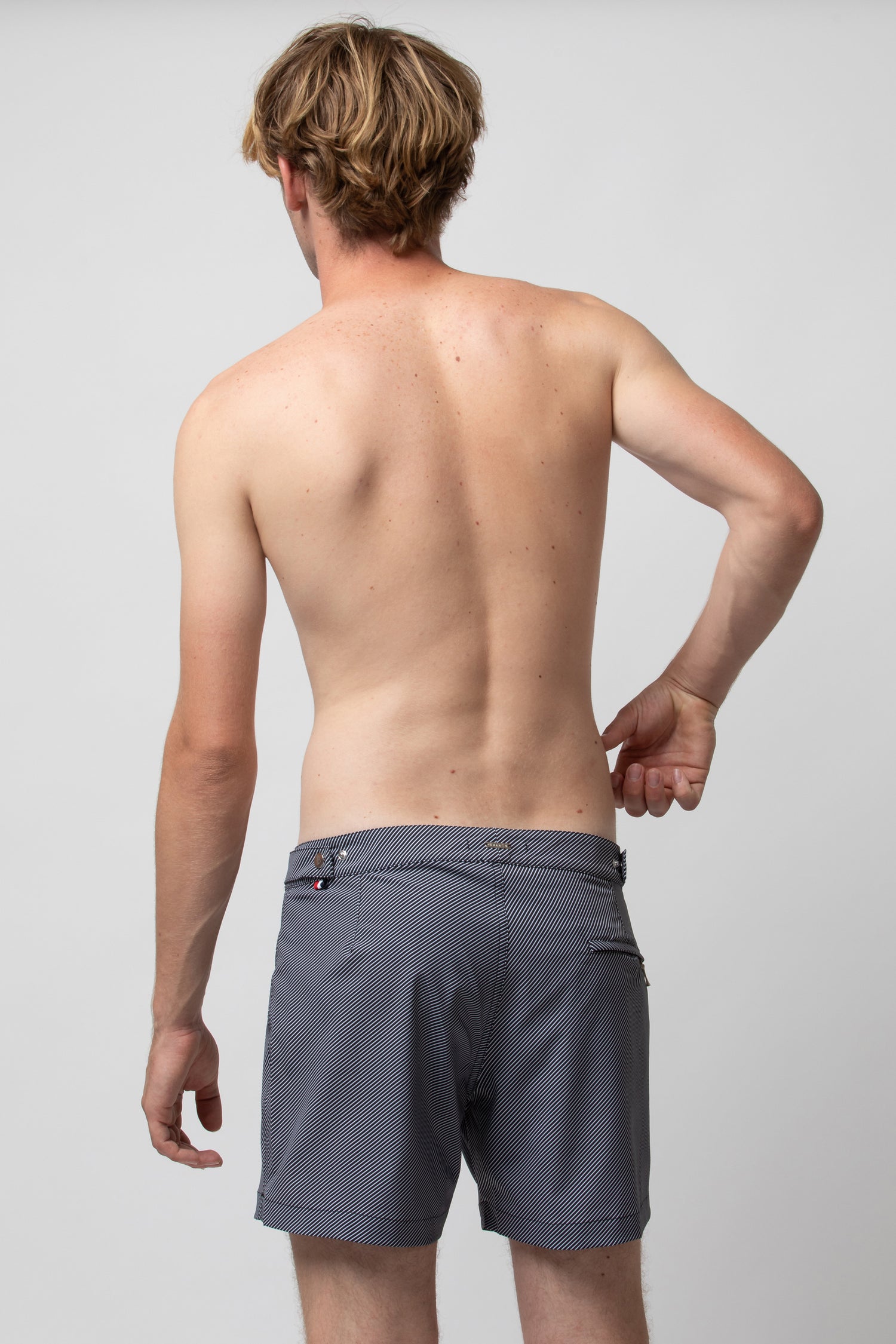 SHORT JAMES WAVYSTRIPES