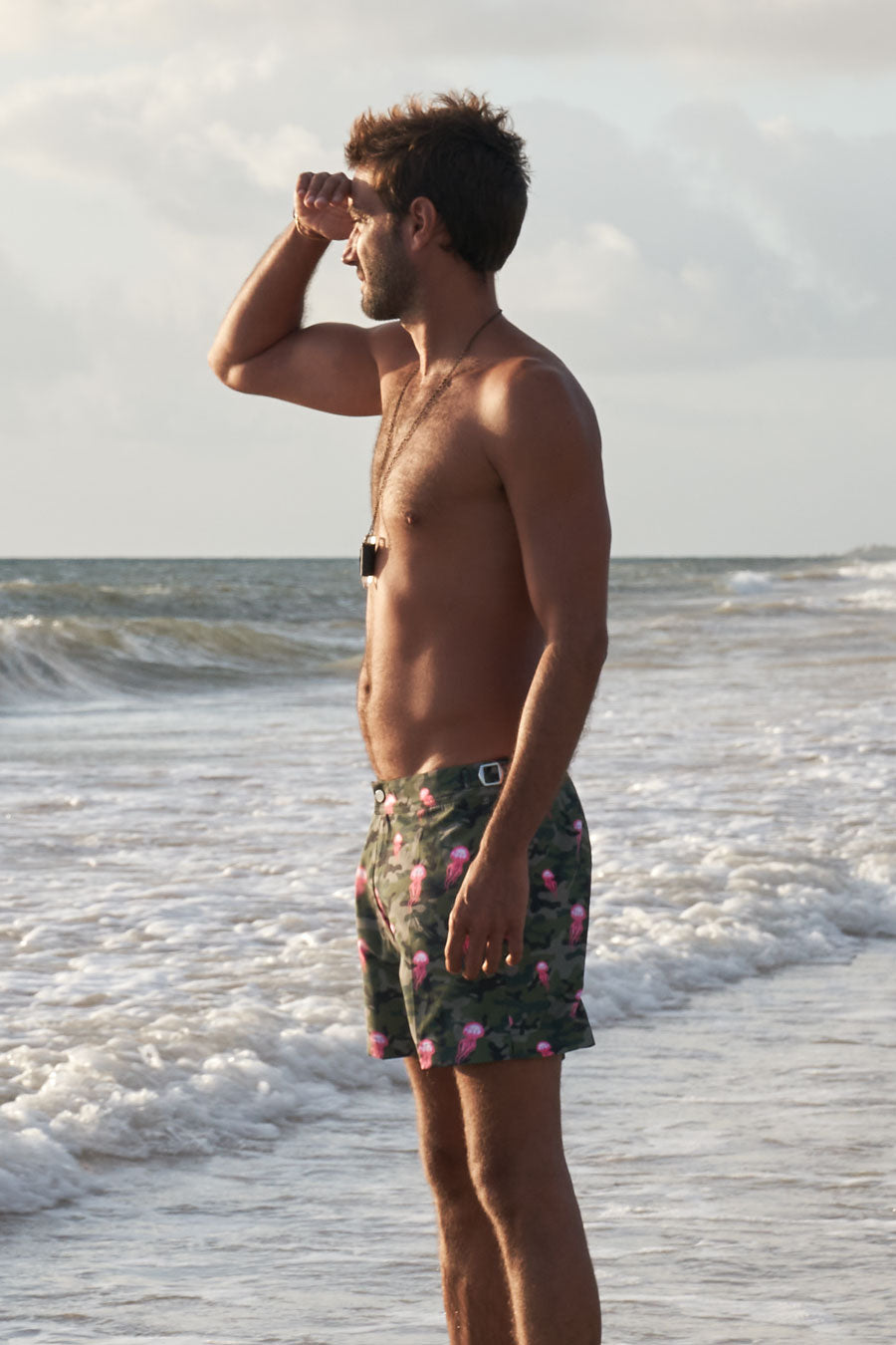 JOHN MEDUSE SHORTS MIT SCHNALLE
