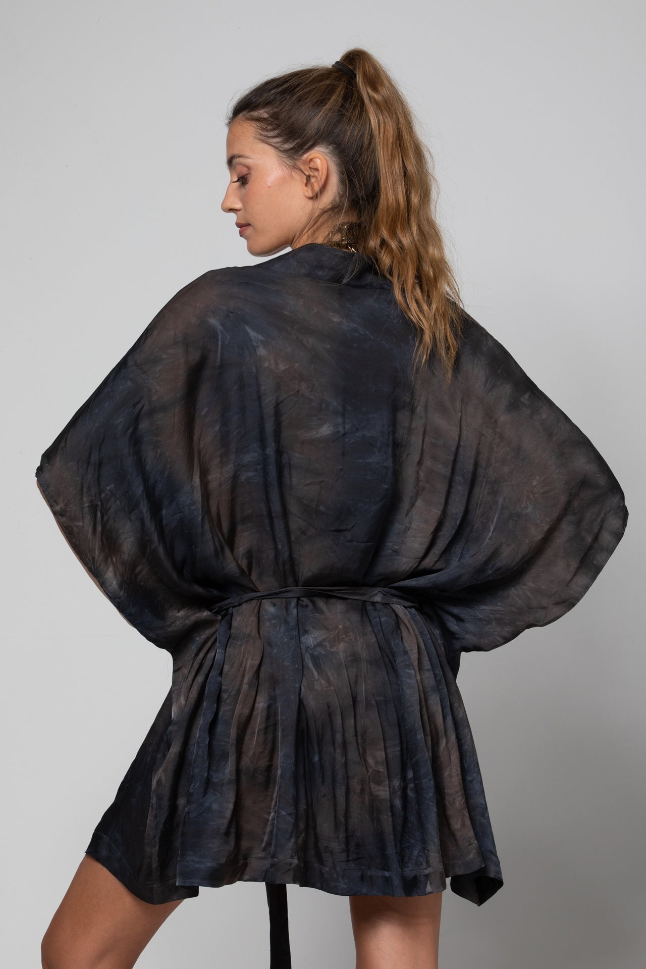 KIMONO COURT KIMA IMPRIMÉ BLACK MALT