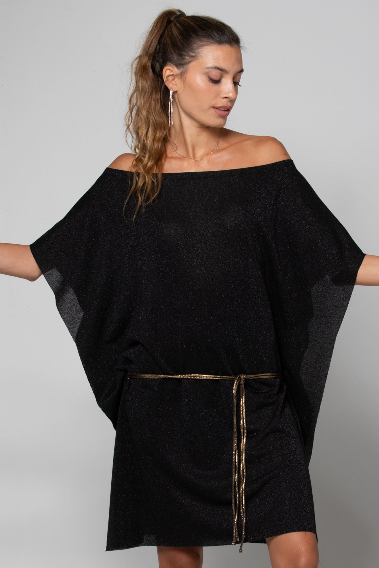 ROBE COURTE COL BARDOT CINTURÉE ENA LUREX BLACK